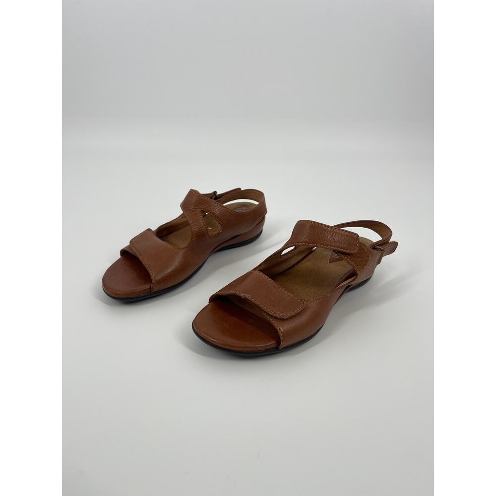 Clarks Artisan Collection Comfort Sandals (SB11)